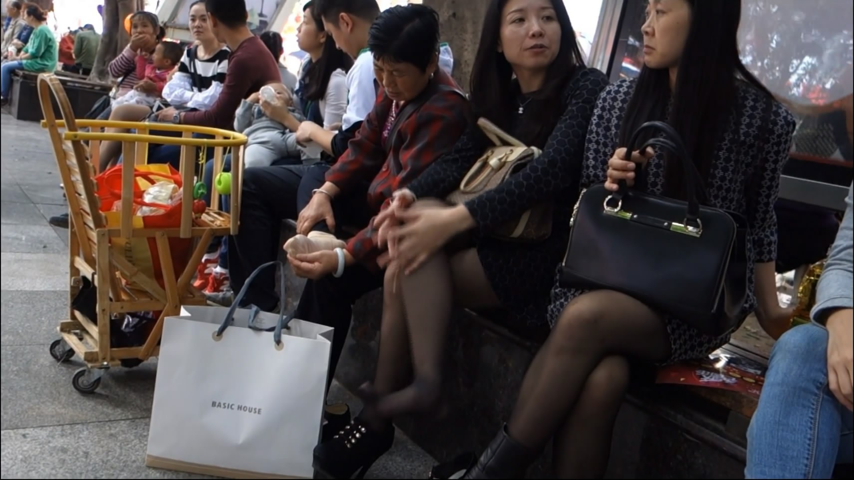Fashionable old lady is so in love with her feet